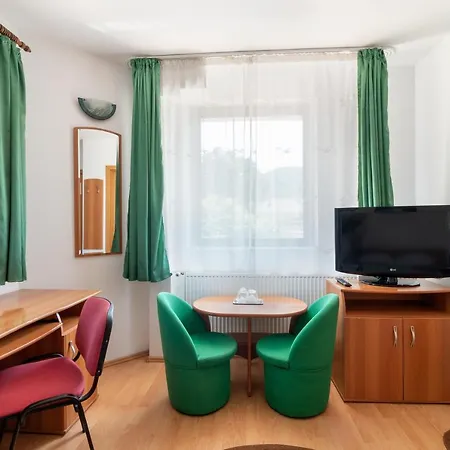 Casa Din Noua